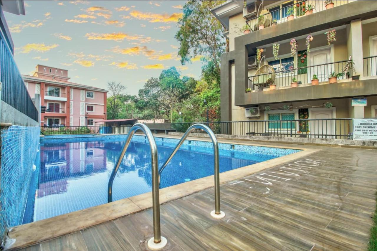 2 Bhk By Jam Rock