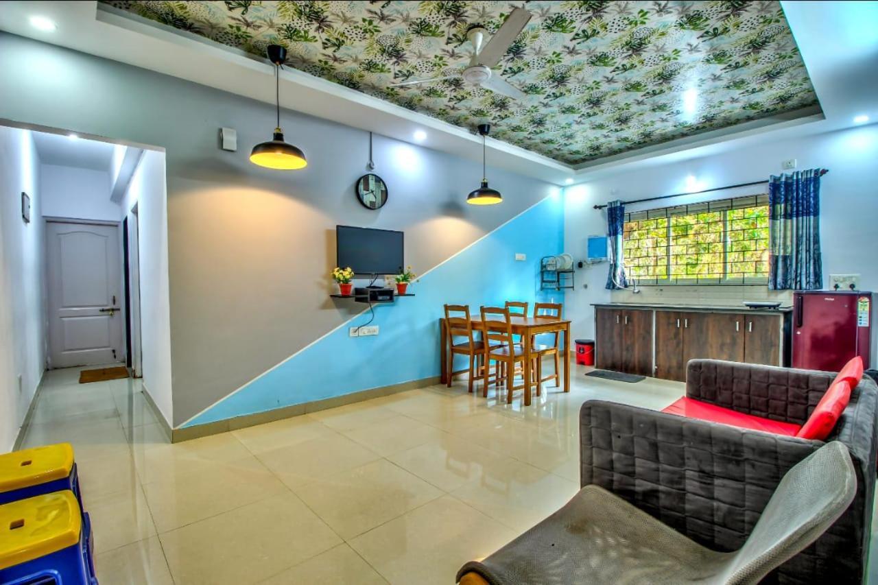 Apartment 2 Bhk By Jam Rock